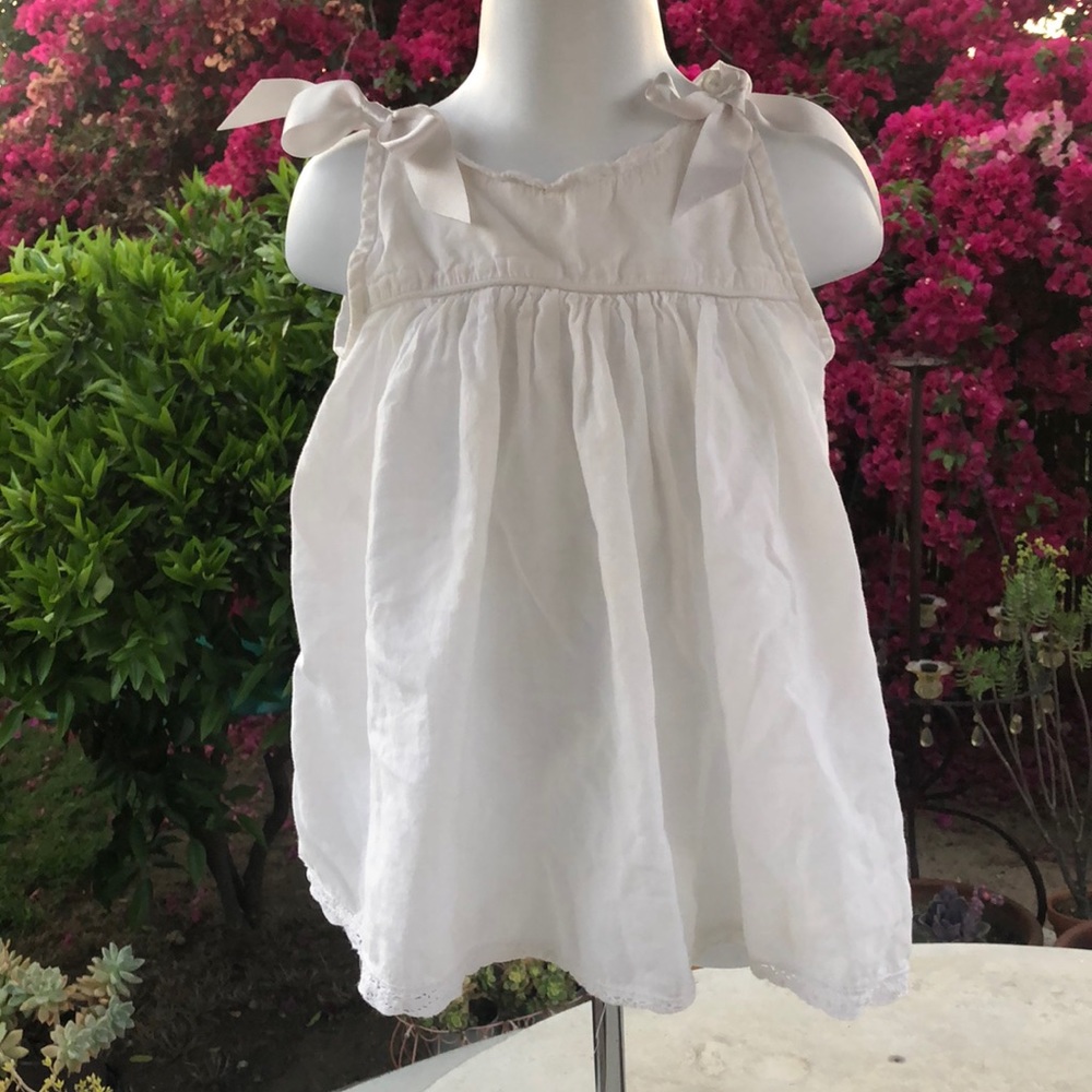 Bella Luna by Strasburg vintage top. 💓